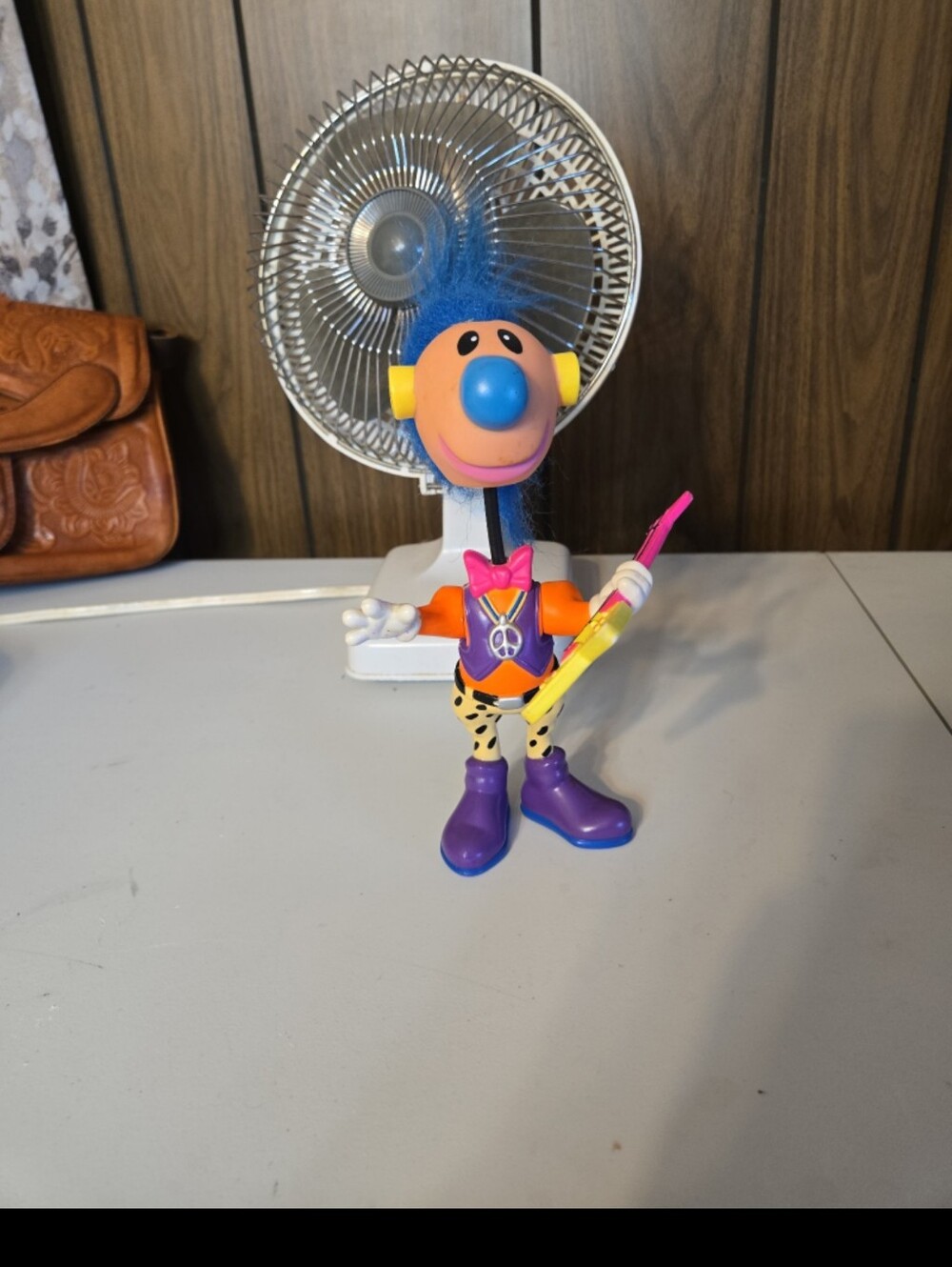 Jibba Jabba Jibber Jabber ERTL Rock Star w/Guitar Blue Hair Noisemaker Figure 9"